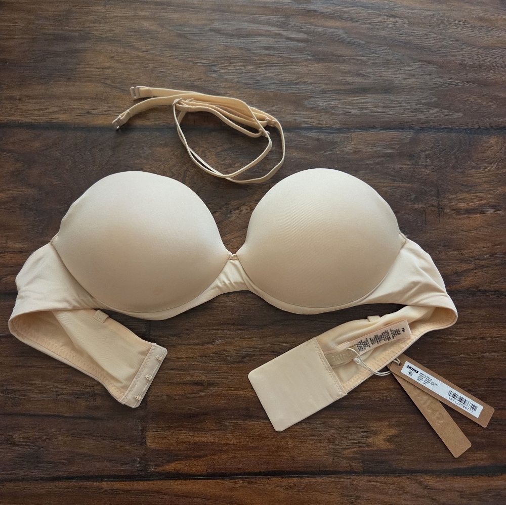 Skims Multi-way Push Up Bra - Picture 2 of 4